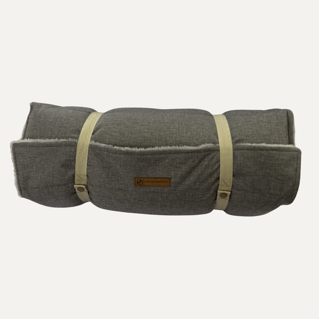 Cama Viajera enrollada tipo sleeping para perro - Colores Rosado y Azul | Con-Sentido