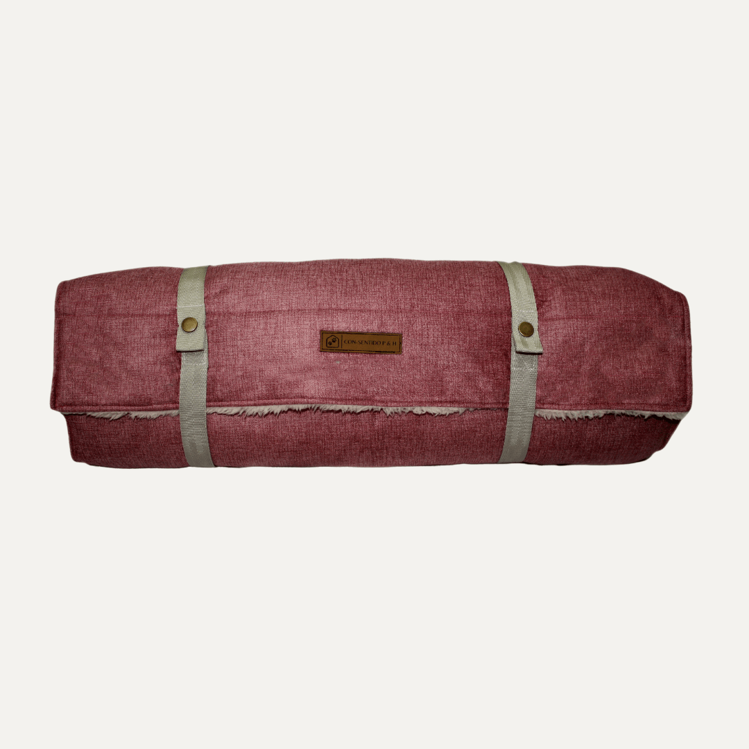 Cama Viajera enrollada tipo sleeping para perro - Colores Rosado y Azul | Con-Sentido